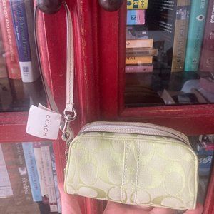 Coach CSG MED BEAUTY CASE